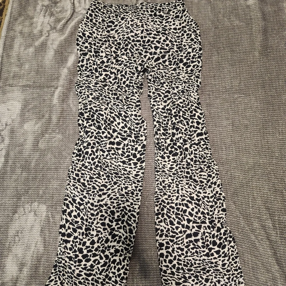 Iman black‎ and white pants